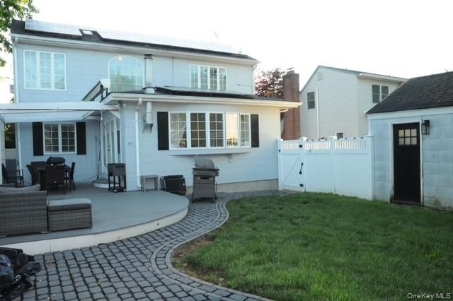 1984 Russell Street, North Bellmore, NY 11710