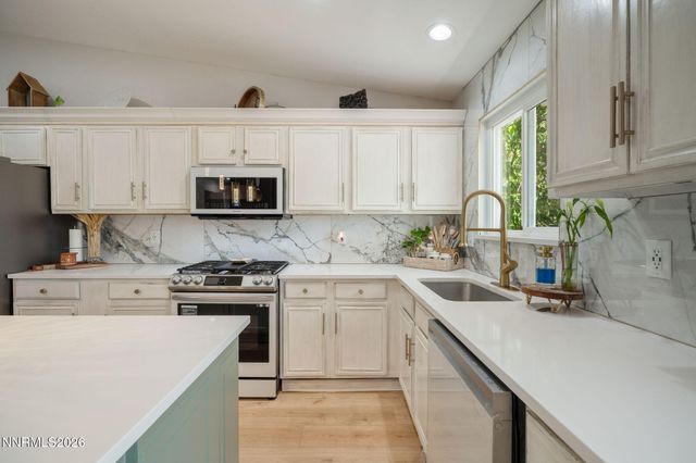 5633 Ranch Court, Sun Valley, NV 89433