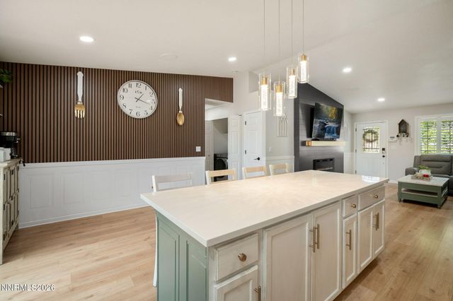 5633 Ranch Court, Sun Valley, NV 89433