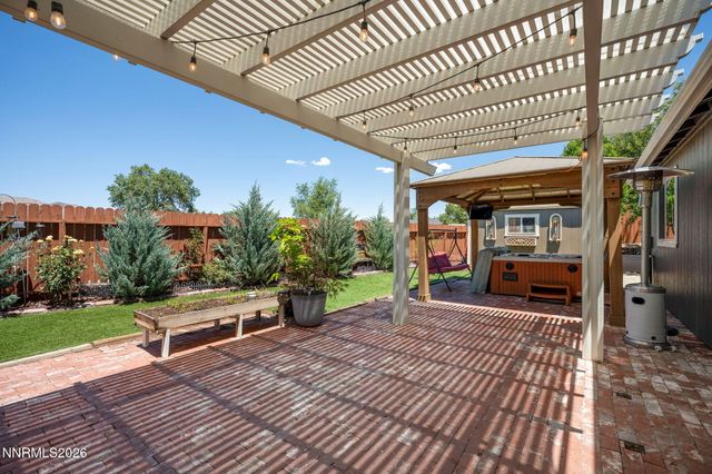 5633 Ranch Court, Sun Valley, NV 89433
