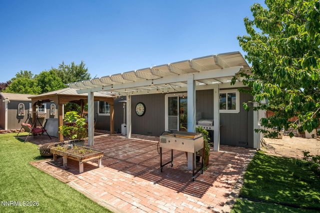 5633 Ranch Court, Sun Valley, NV 89433