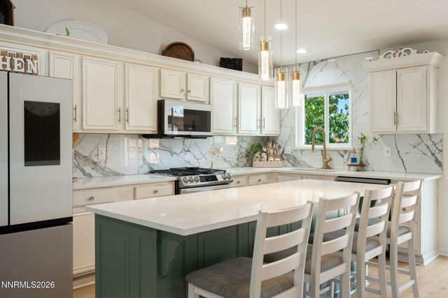 5633 Ranch Court, Sun Valley, NV 89433