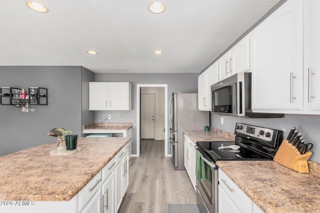 11737 W ROBIN Drive, Sun City, AZ 85373