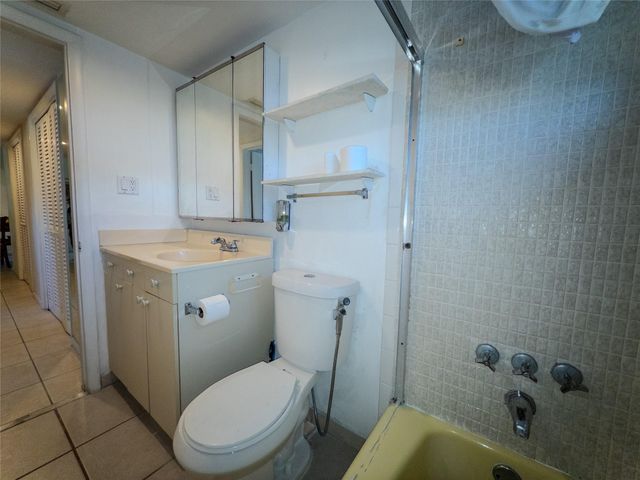 2430 NE 135th Street 2430, North Miami, FL 33181