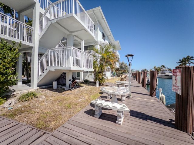 2430 NE 135th Street 2430, North Miami, FL 33181