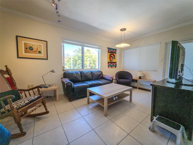 2430 NE 135th Street 2430, North Miami, FL 33181