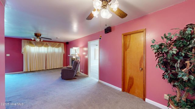 409 Henderson Drive, Jacksonville, NC 28540