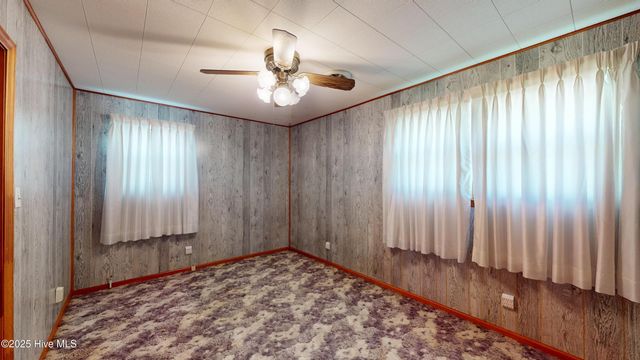 409 Henderson Drive, Jacksonville, NC 28540