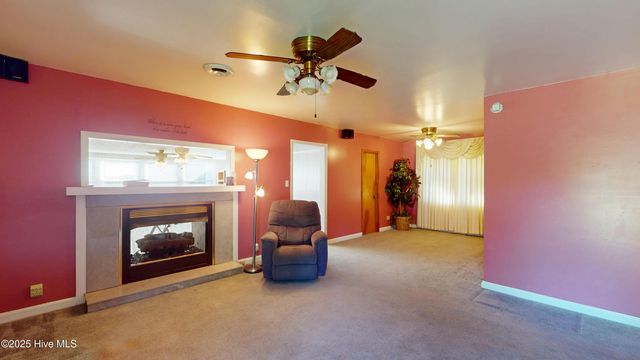 409 Henderson Drive, Jacksonville, NC 28540