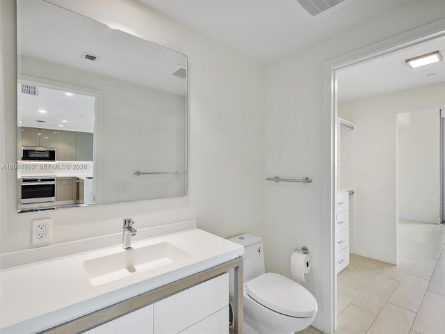 2000 Metropica Way 502, Sunrise, FL 33323