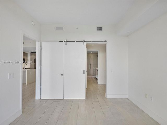 2000 Metropica Way 502, Sunrise, FL 33323