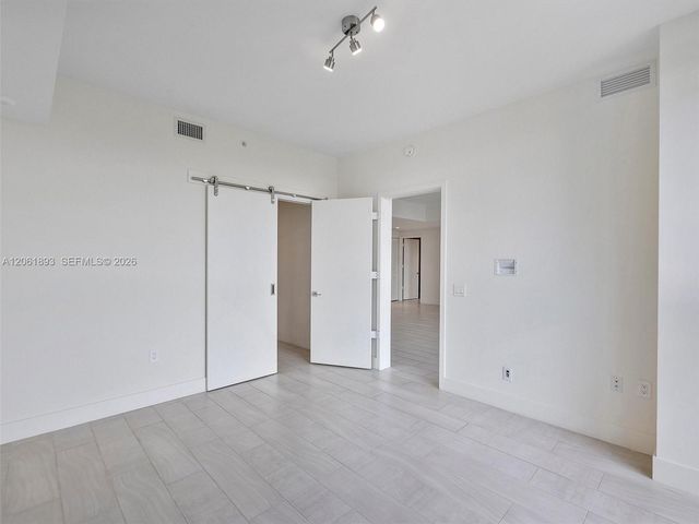 2000 Metropica Way 502, Sunrise, FL 33323