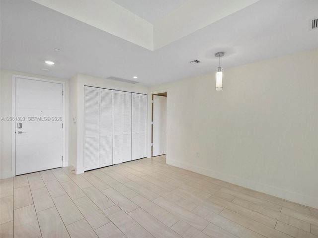 2000 Metropica Way 502, Sunrise, FL 33323