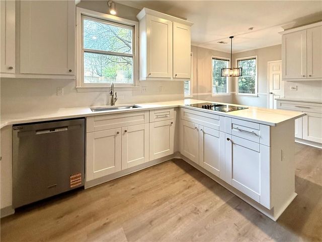 11175 Linbrook Lane, Johns Creek, GA 30097