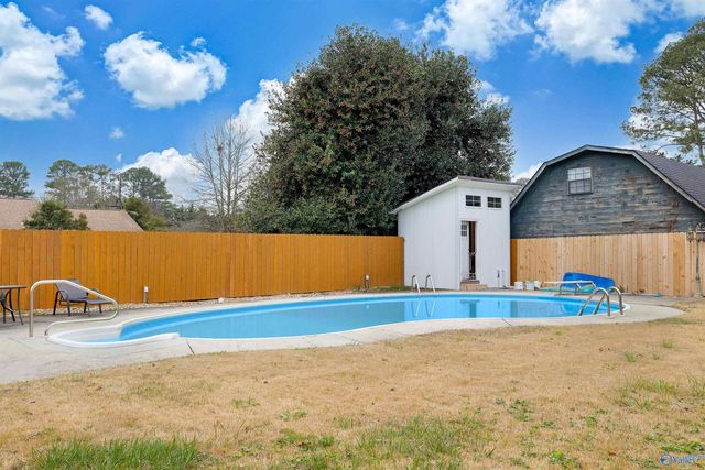 413 Apple Avenue, Albertville, AL 35950