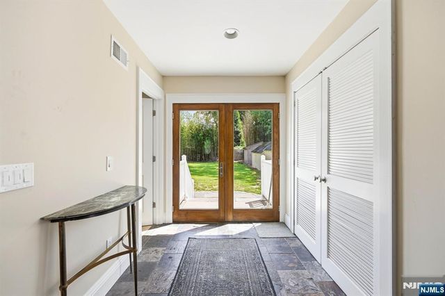 188 Doretta Street, River Vale, NJ 07675
