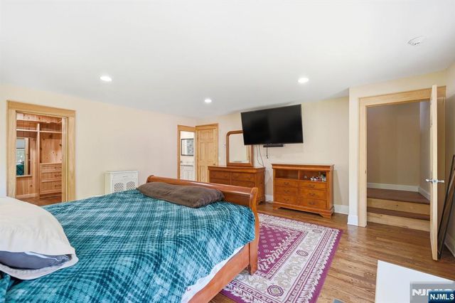 188 Doretta Street, River Vale, NJ 07675