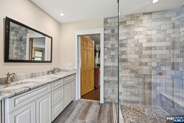 188 Doretta Street, River Vale, NJ 07675
