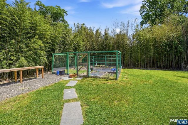 188 Doretta Street, River Vale, NJ 07675
