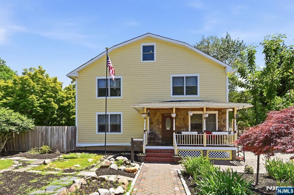 188 Doretta Street, River Vale, NJ 07675