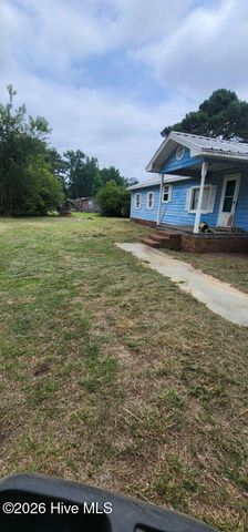 484 Yellow Skin Road, Autryville, NC 28318