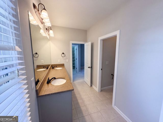 1119 Ridenour Court NW, Kennesaw, GA 30152
