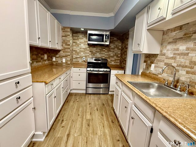 85 Avery Street (Whole House), Stamford, CT 06902