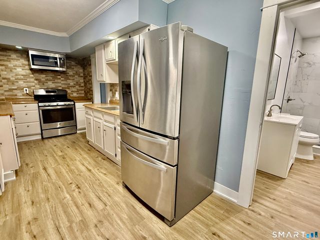 85 Avery Street (Whole House), Stamford, CT 06902