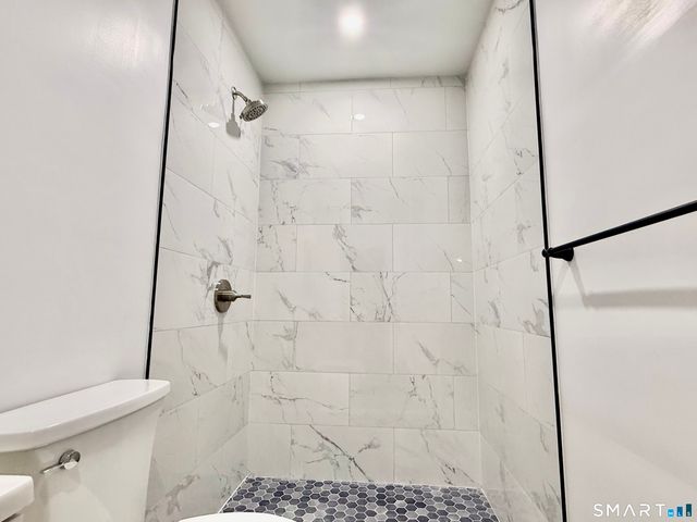 85 Avery Street (Whole House), Stamford, CT 06902