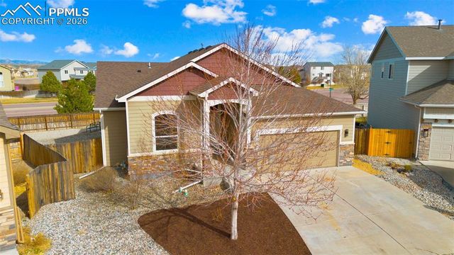 10050 Intrepid Way, Colorado Springs, CO 80925
