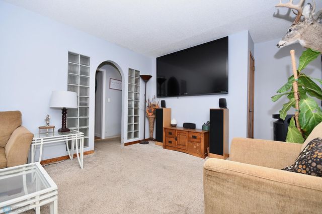 310 Center Avenue W, Dilworth, MN 56529