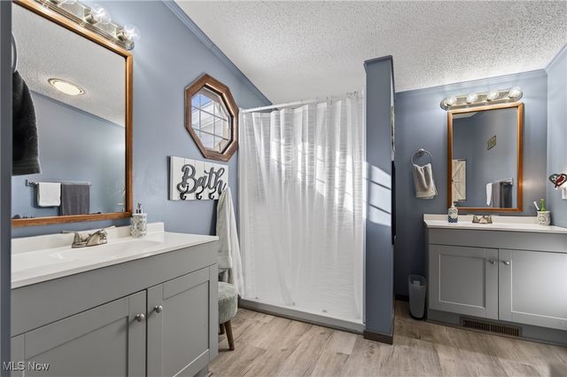 3541 Greenbriar Avenue, Alliance, OH 44601