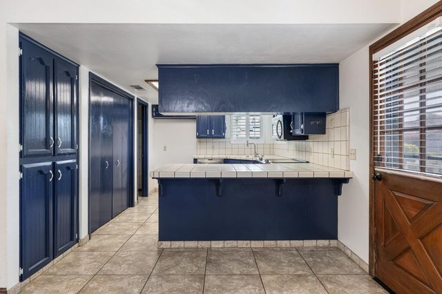 3074 Burgan Avenue, Clovis, CA 93611