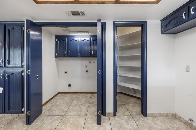 3074 Burgan Avenue, Clovis, CA 93611