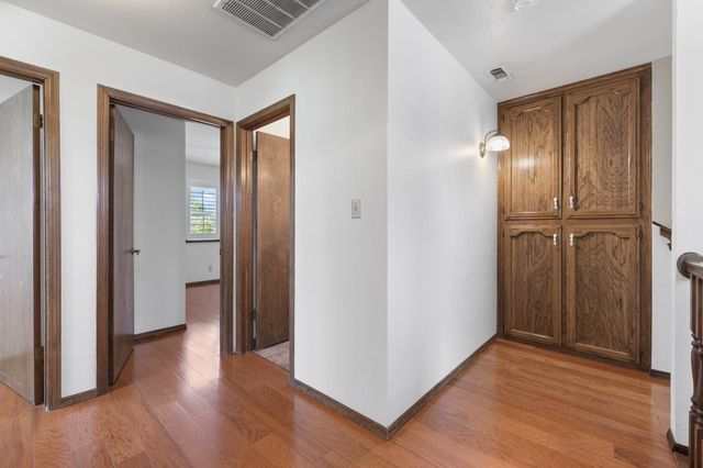 3074 Burgan Avenue, Clovis, CA 93611