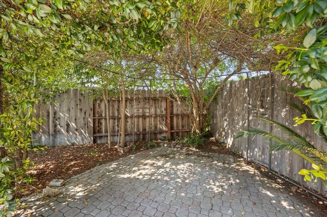 3074 Burgan Avenue, Clovis, CA 93611