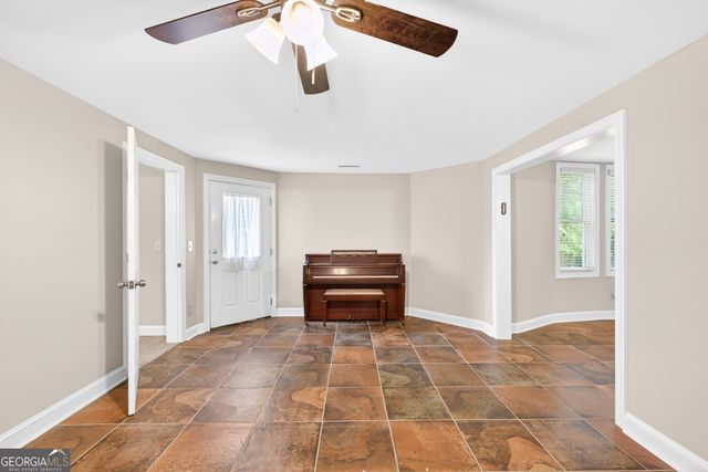 1617 Trilogy Park Drive, Hoschton, GA 30548