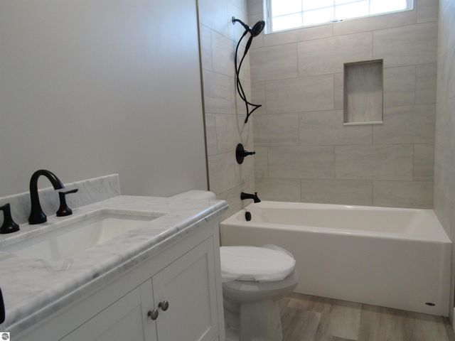 66 Lila Lane, Tawas City, MI 48763