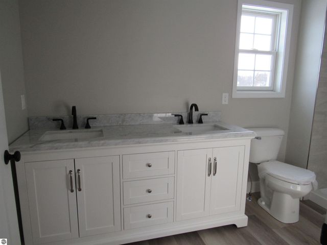 66 Lila Lane, Tawas City, MI 48763