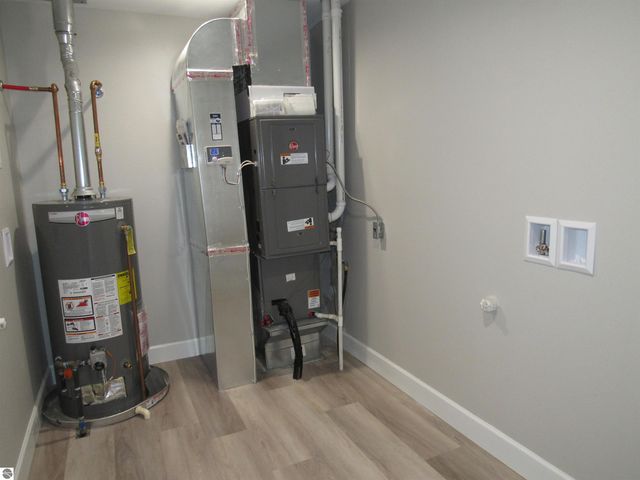 66 Lila Lane, Tawas City, MI 48763