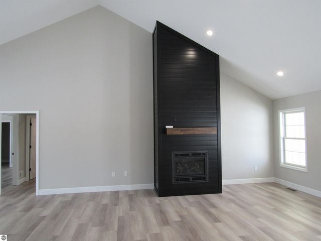 66 Lila Lane, Tawas City, MI 48763