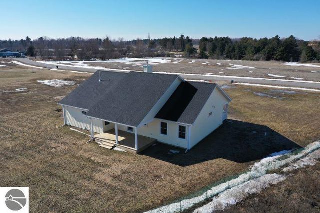 66 Lila Lane, Tawas City, MI 48763