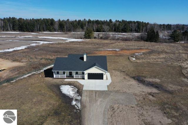 66 Lila Lane, Tawas City, MI 48763