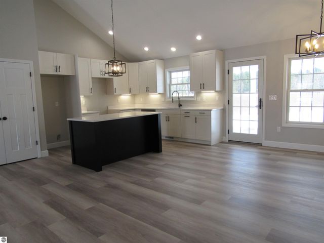 66 Lila Lane, Tawas City, MI 48763