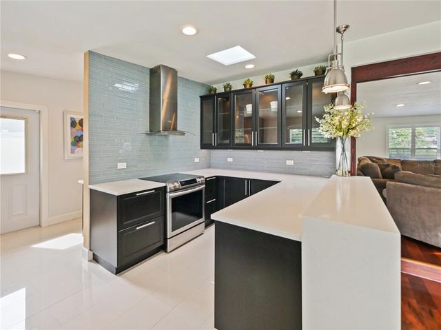 2823 WRIGHT AVENUE, Winter Park, FL 32789