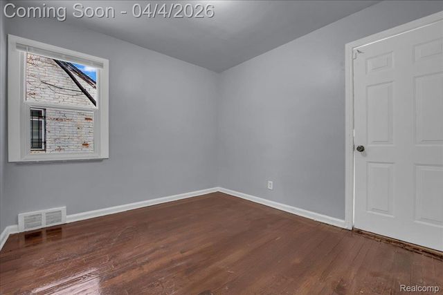 17212 Sunderland Road, Detroit, MI 48219