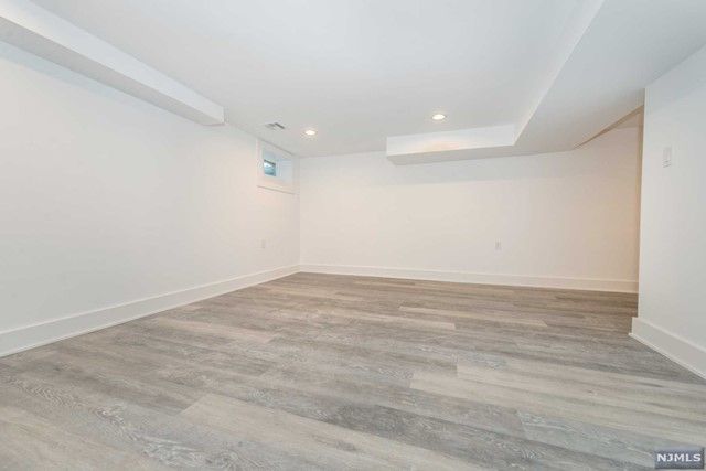 6 Lakeview Terrace, Woodcliff Lake, NJ 07677
