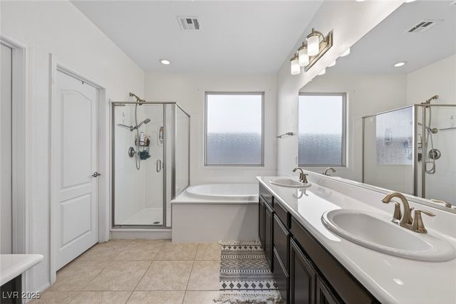 10615 College Hill Avenue, Las Vegas, NV 89166