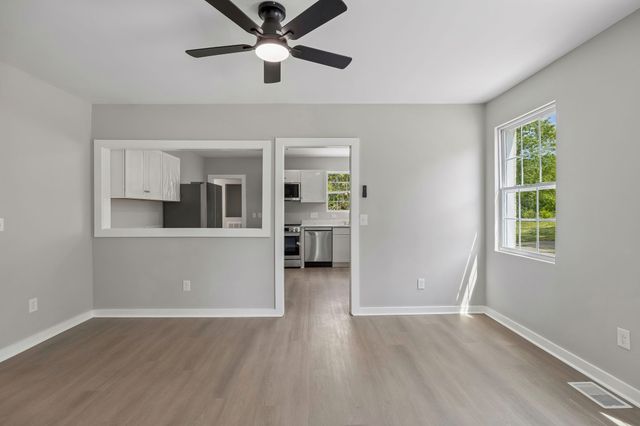 103 Pemberton Dr, Ashland City, TN 37015