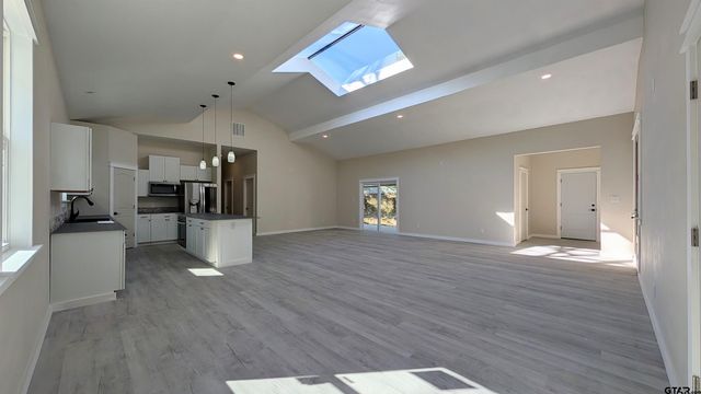 138 PVT RD. 8524, Van, TX 75790